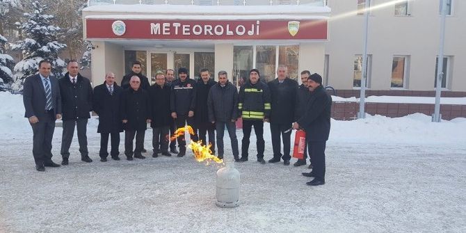 Meteoroloji 12. Bölge Müdürlüğünde Yangın Eğitimi Ve Tatbikatı Gerçekleştirildi