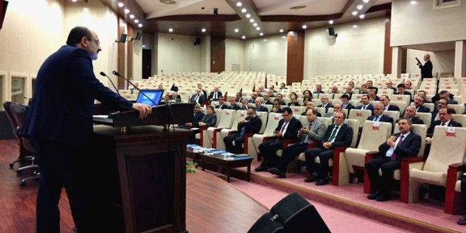 Yök Başkanı Saraç Doktora Bursları İçin Rektörlerle Bir Araya Geldi