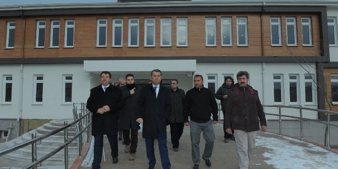 Vali Çelik Eğitim Yatırımlarını Yerinde İnceledi