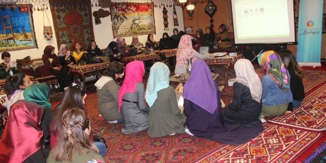 Üniversite Öğrencileri Halep İçin Hatim İndirdi