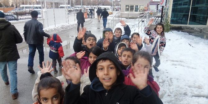 Tegv’li Öğrencilerden Hastane Ziyareti