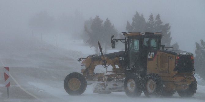Sertavul Geçidinde Ulaşım Kontrollü Sağlanıyor