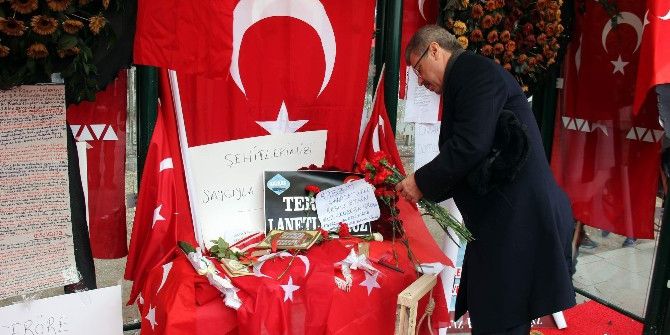 Pancar Ekicileri Kooperatifi Yönetimi, Şehit Komandolar Durağı’nı Ziyaret Etti