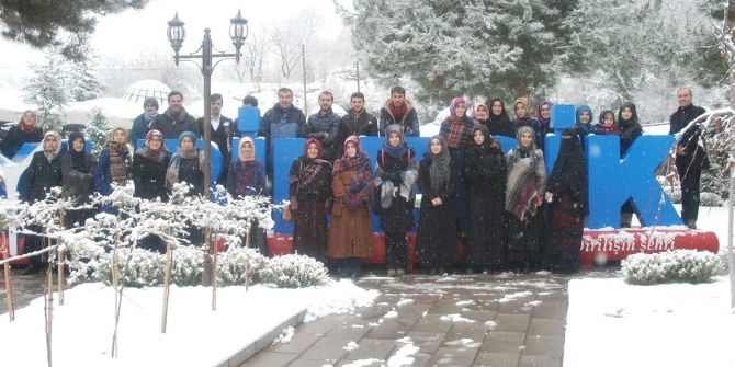 Tarih Şeridi Ve Şeyh Edebali Türbesi Kış Mevsiminde De Ziyaretçilerini Ağırlamaya Devam Ediyor