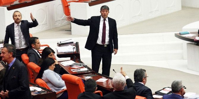 Meclis Genel Kurulunda Mhp-chp Gerginliği