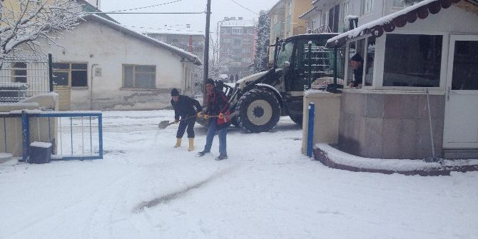 Osmaneli Kar Altında