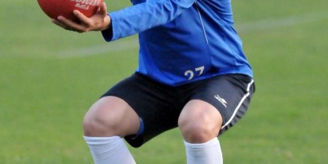 Evkur Yeni Malatyaspor Defans Oyuncusu Sezer Özmen İle Görüştü