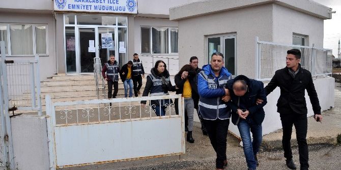 Otomobillerinde 380 Bin Liralık Metamfetamin Yakalanan 3 Kişi Tutuklandı