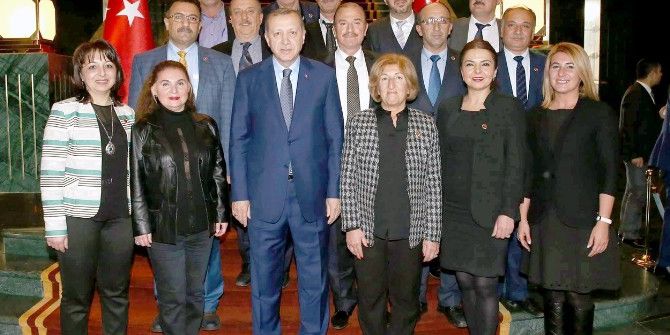 Halitpaşa Mahallesi Muhtarı Yarar, Cumhurbaşkanı Erdoğan İle Aynı Karede