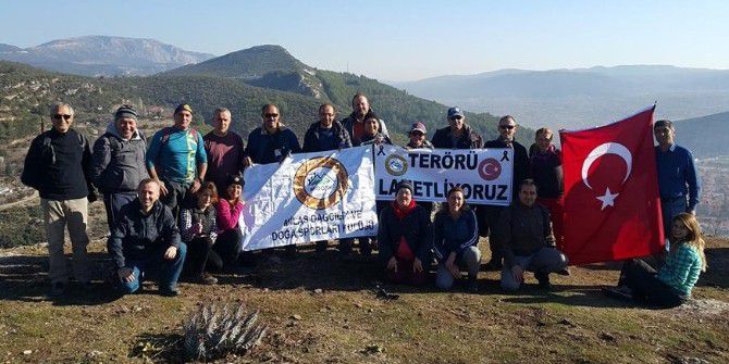 Milas’ta Dağcılar Teröre Zirvede Tepki Göterdi