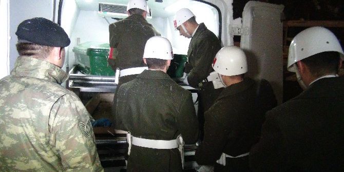 Fırat Kalkanı Şehitleri Gaziantep’e Getirildi