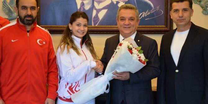 Türkiye Ümit Ve Genç Karate Milli Takımları Kuşadası’nda Kampa Girdi