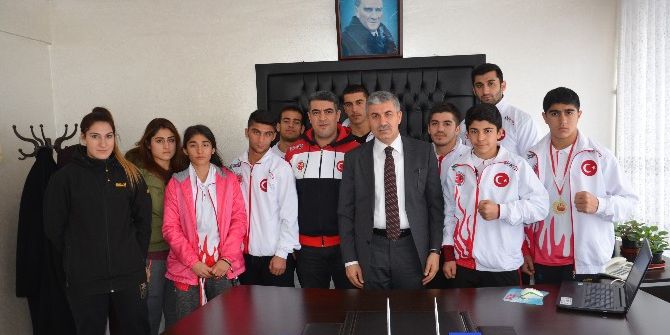 Sporculardan Başkan Aksoy’a Ziyaret