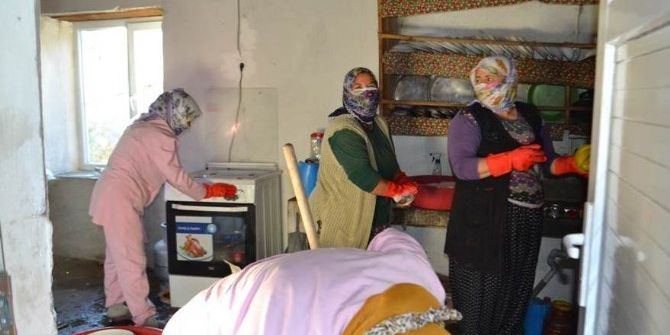 Adana Tufanbeyli’de ’Yaşlı Bakım Timi’ Kuruldu