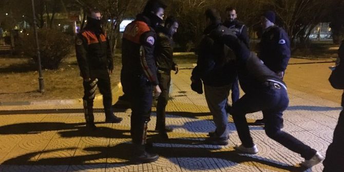 Polis Madde Bağımlılarına Yönelik Uygulama Yaptı