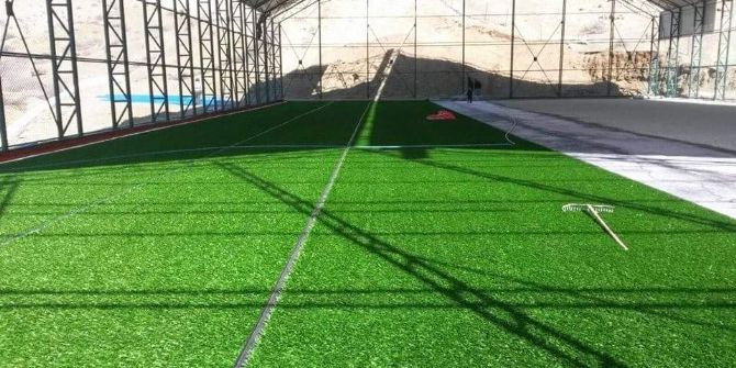 Hakkari’ye 13 Yeni Halı Saha