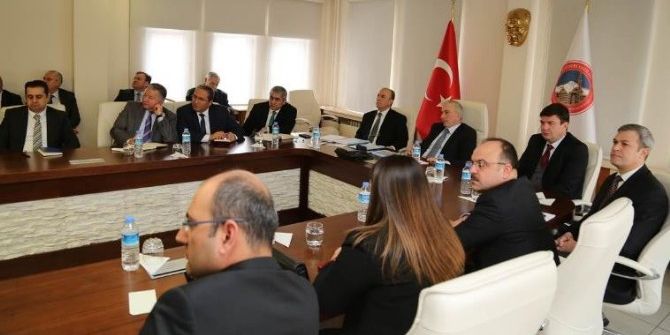 Karayolu Trafik Güvenliği İl Koordinasyon Kurulu Vali Kamçı Başkanlığında Toplandı