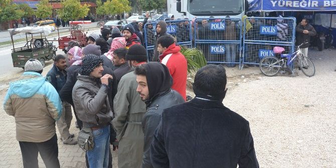 Suriyelilerin Kimlik Çilesi