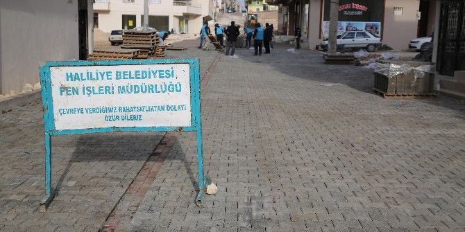 Haliliye Belediyesinden Ahmet Yesevi Mahallesinde Parke Çalışması