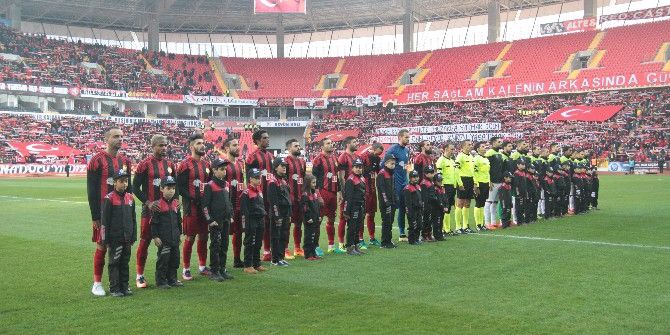 Gaziantep Büyükşehir Belediyespor İle Eskişehirspor 9. Randevuda