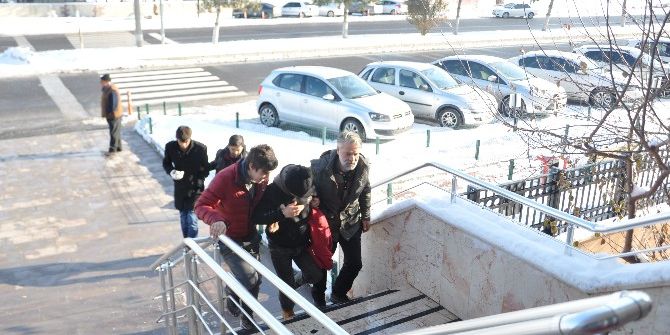 Bozüyük’te Zehir Tacirlerine Suçüstü