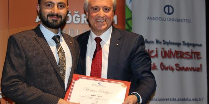 Rektör Gündoğan, Konya’da Açıköğretim Sisteminin Başarılı Öğrencileriyle Bir Araya Geldi