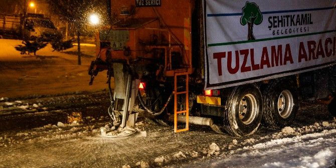 Şehitkamil’de Kar Mesaisi