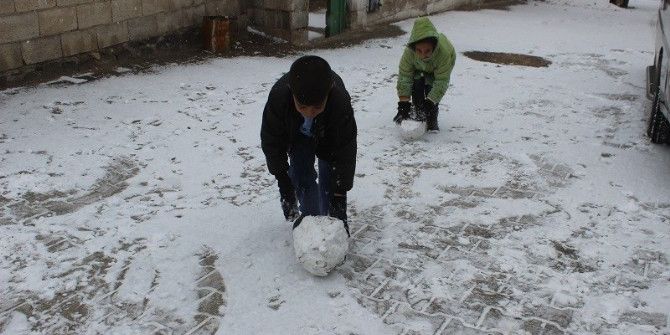 Kar Yağışı Yavuzeli’nde De Etkili Oldu