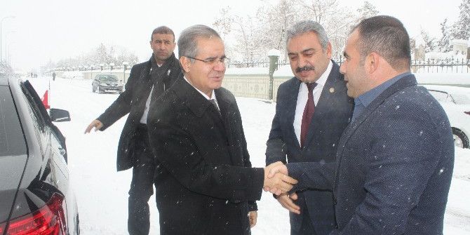 Vali Tapsız’dan Ziraat Odasına Ziyaret