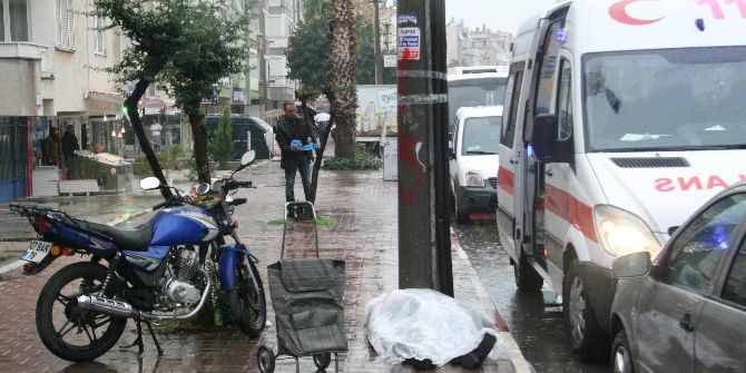 Ölüm ’Pazar’ Yolunda Yakaladı