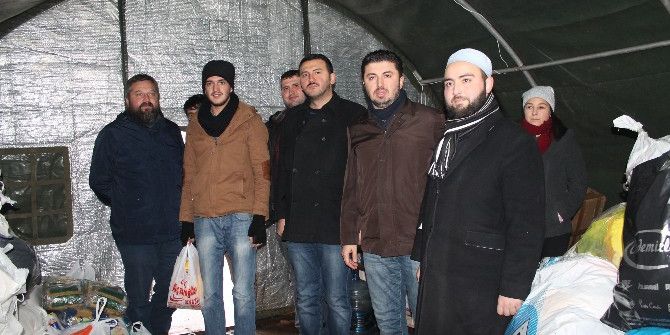 Halep’e Yardım Ederken Gözyaşlarını Tutamadı