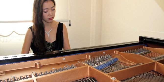Piyanist Japon Gelin Hiroko Konser Vermeye Hazırlanıyor