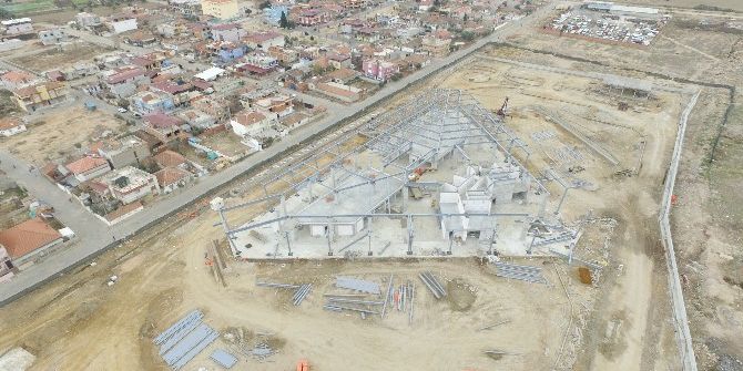 Alaşehir Otobüs Terminalinin İnşaatı Sürüyor
