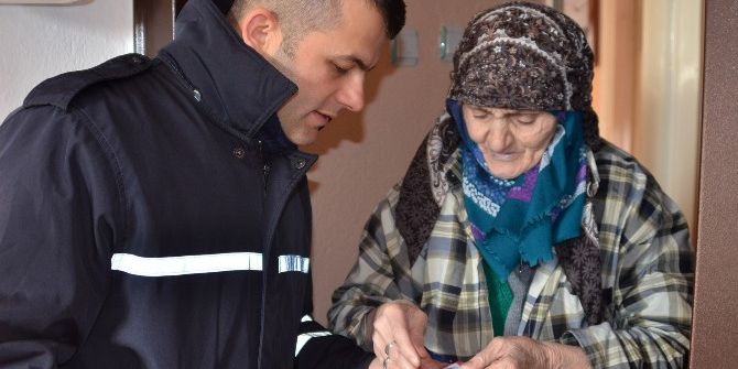 Bozüyük Belediyesi’nden Şehit Yakınlarına Ücretsiz Seyahat Kartı