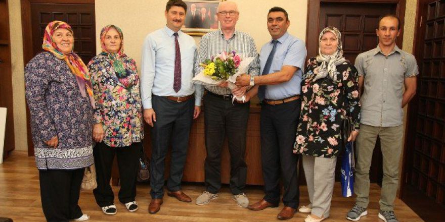 Türkiye Harp Malülü Gaziler, Şehit, Dul Ve Yetimleri Derneği Başkan Kurt’u Ziyaret Etti