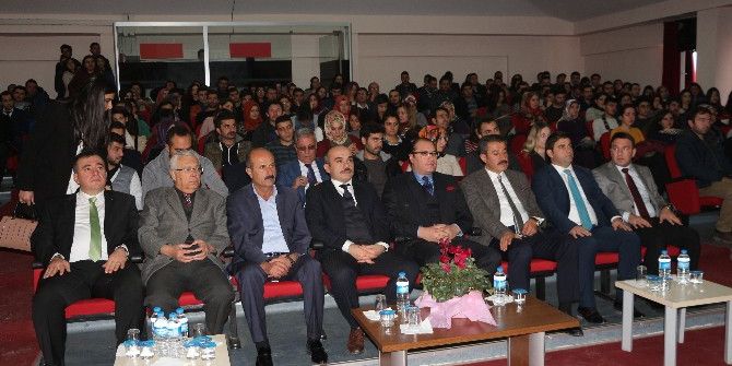 Şırnak’ta 15 Temmuz Şehitlerini Anma Programı Düzenlendi