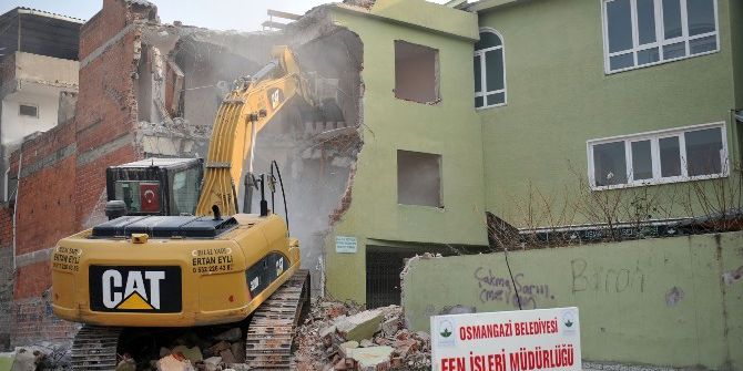 Bahar Mahallesi Yeni Meydanına Kavuşuyor