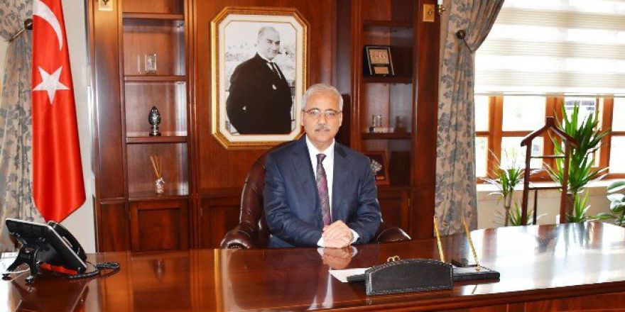 Vali Güvençer’den Askeri Kalkışma Açıklaması