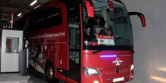 Yıldızlar Karması Stada Geldi