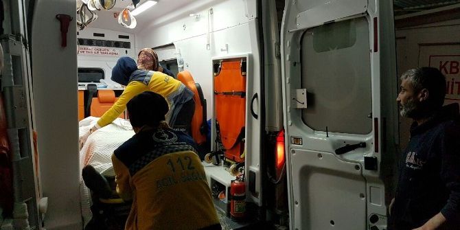 Fabrika İnşaatında Beton Kalıp Çöktü: 3 Yaralı