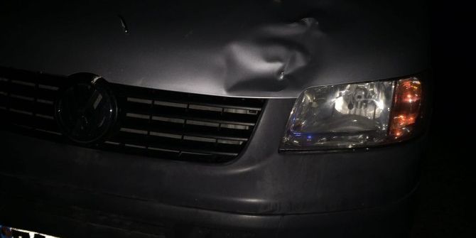 Yaşlı Kadına Minibüs Çarptı