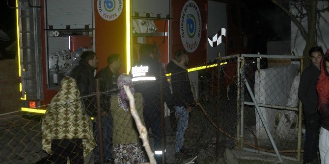 Yangına Uykuda Yakalandılar