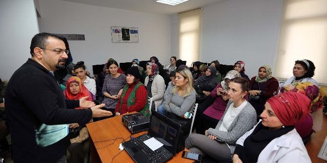 Yenimahalle’de Eğitim Seminerleri Devam Ediyor