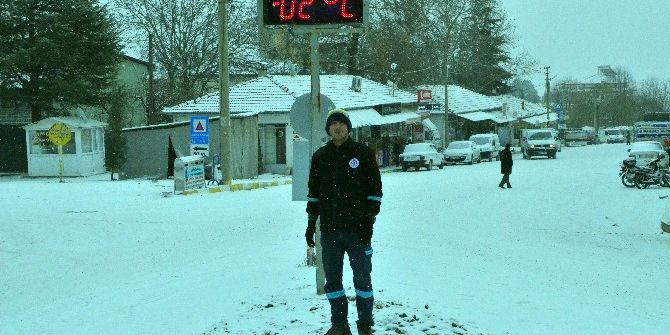 Çameli Beyaza Büründü