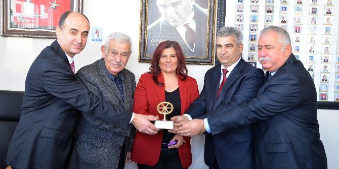 Aydın’da Ayın Şoförüne Ödülü Başkan Çerçioğlu Tarafından Verildi