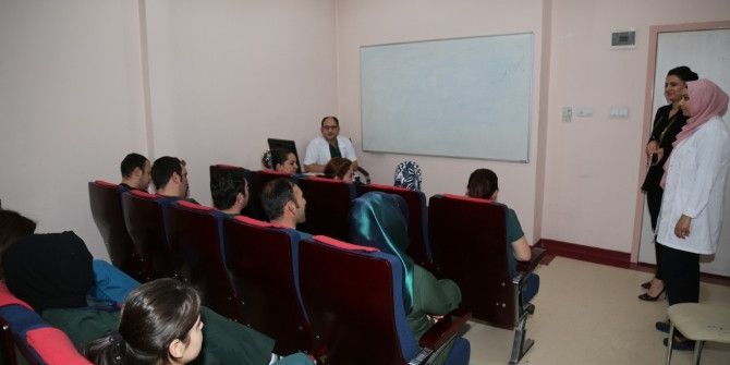 Erzurum Bölge Eğitim Ve Araştırma Hastanesi Yoğun Bakım Hemşireliği 4. Eğitim Kursu Tamamlandı