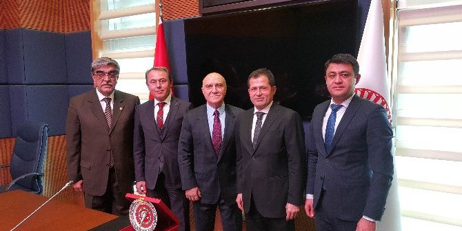Altunyaldız, Azerbaycan Milli Meclis Başkan Vekili Valeh Aleskerov İle Bir Araya Geldi.