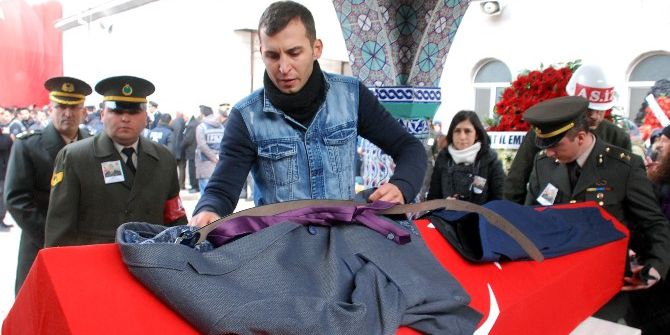 24 Günlük Nişanlı Şehit Toprağa Verildi