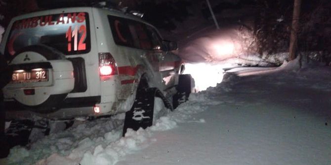 Kar Paletli Ambulans Hayat Kurtarıyor