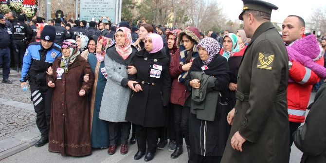 El Bab Şehitleri Toprağa Verildi